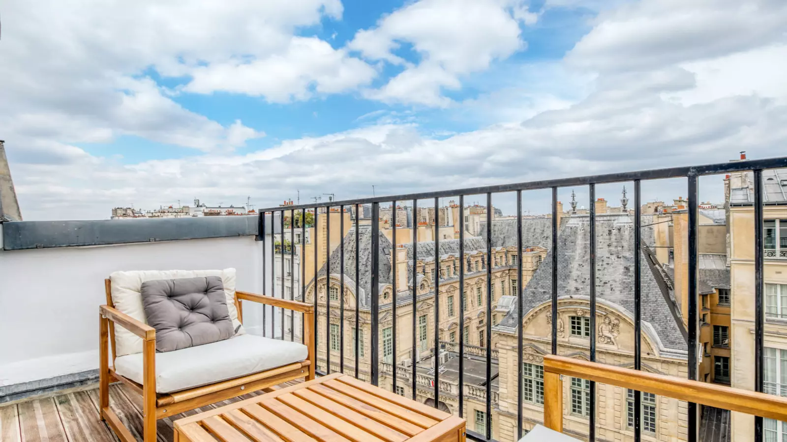 Appartement Rue Saint-Antoine à Paris