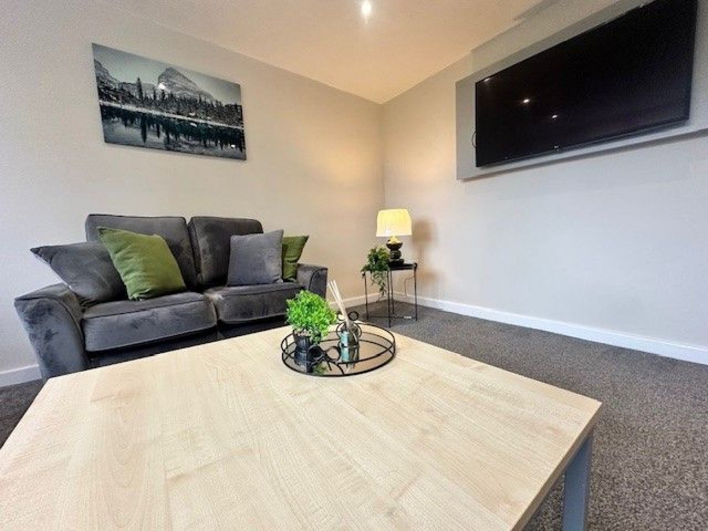 Flat Adelphi Place in Preston