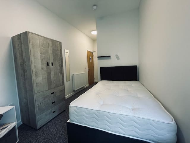 Room Upper Craigs in Stirling