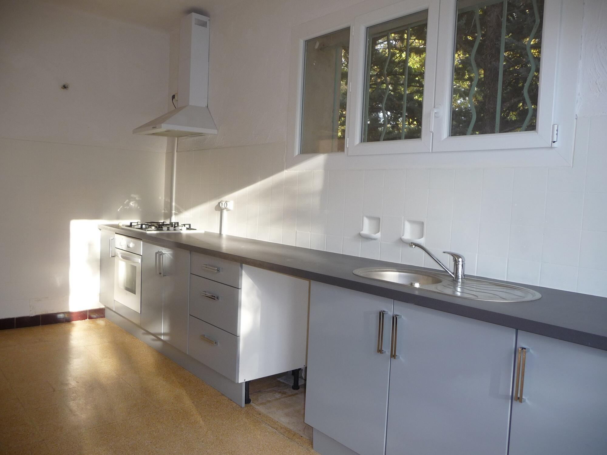Maison Rue Le Cours à Malemort-du-Comtat