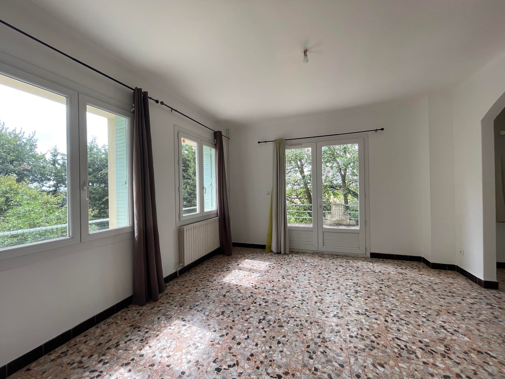 Maison Rue Le Cours à Malemort-du-Comtat