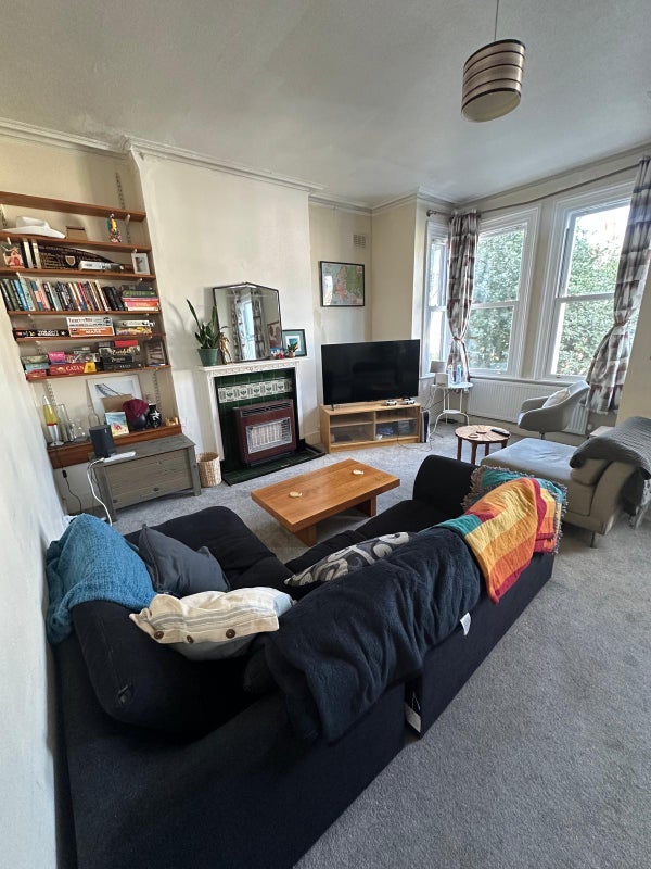Room Laitwood Road in Greater London