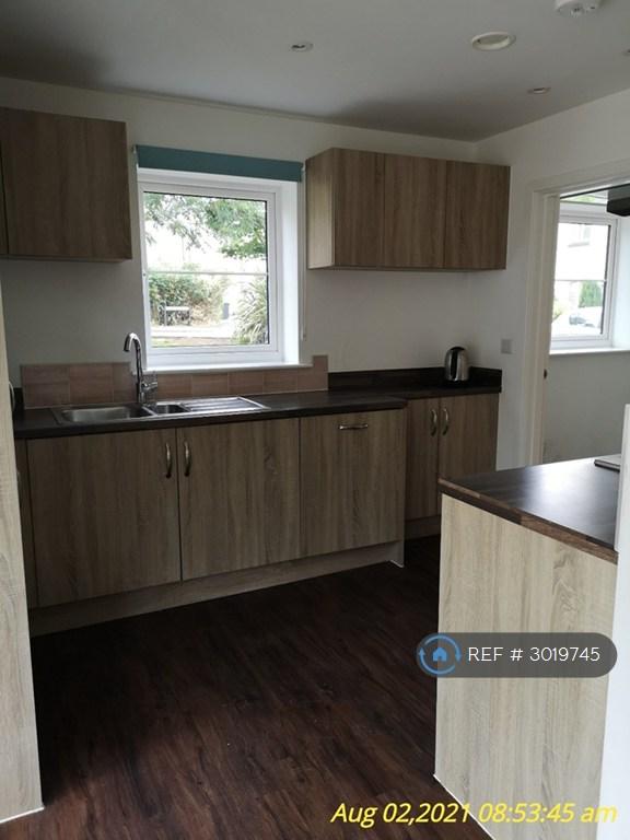 Room Gloucester Road in Filton