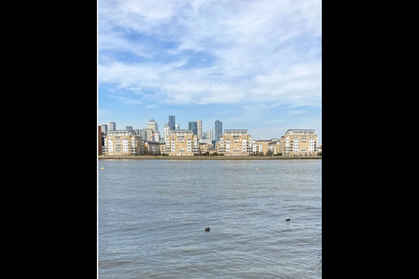 Flat St. Davids Square in Greater London