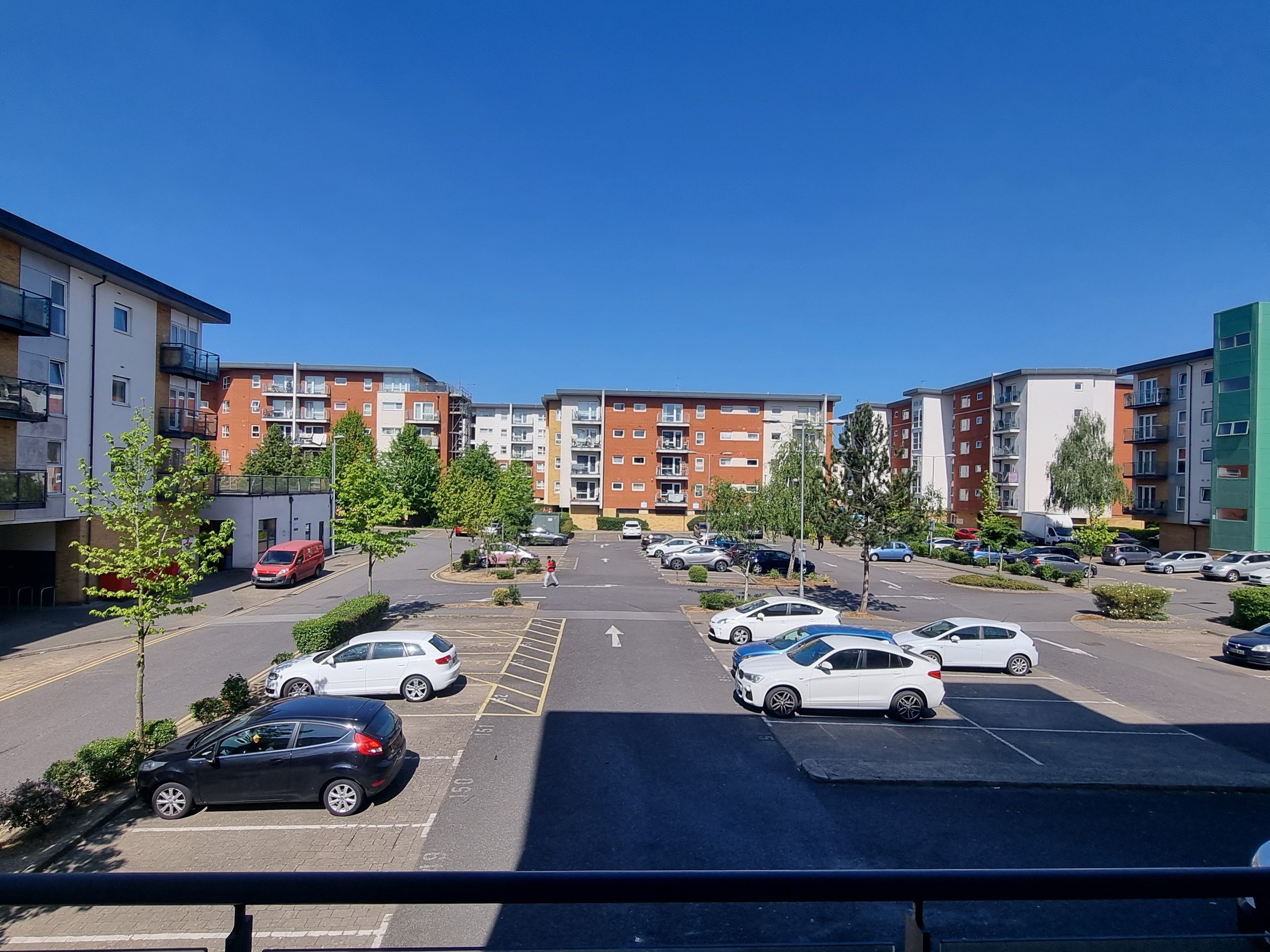 Flat Parkhouse Court in Welwyn Hatfield