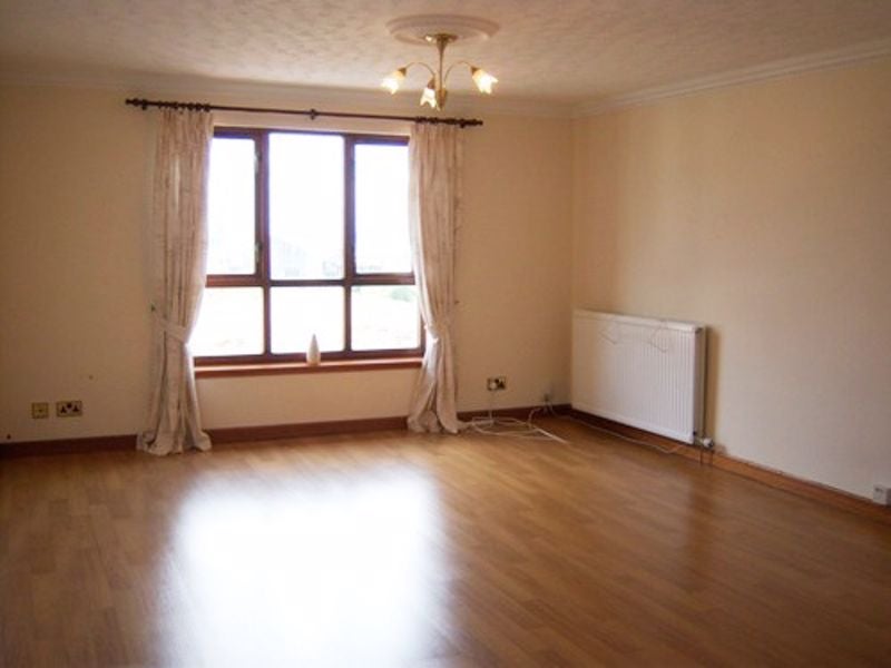 Flat Beatty Court in Kirkcaldy