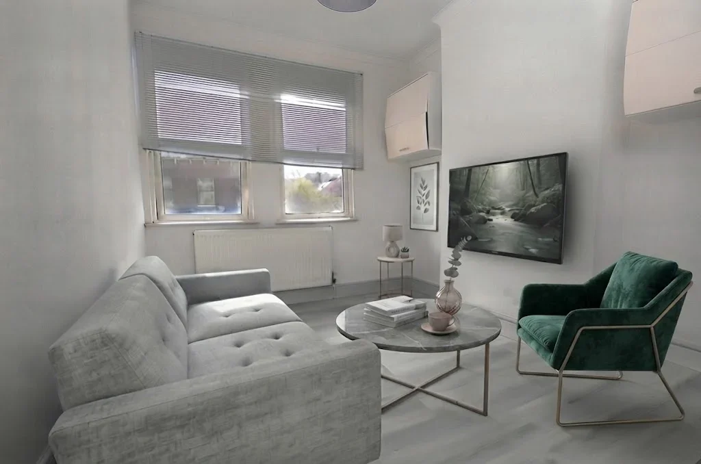 Flat Lennard Road in Greater London