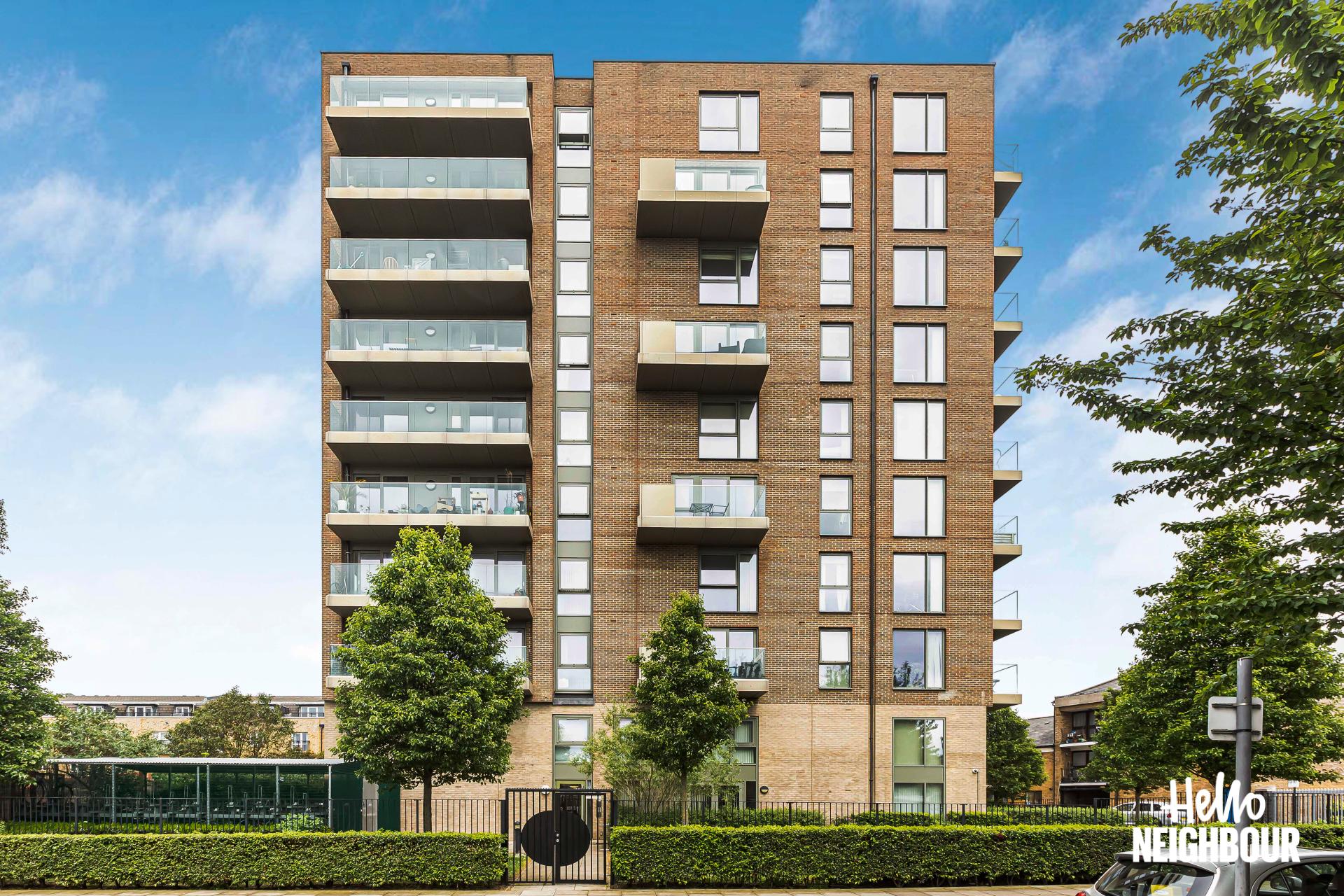 Flat Ben Jonson Road in Greater London