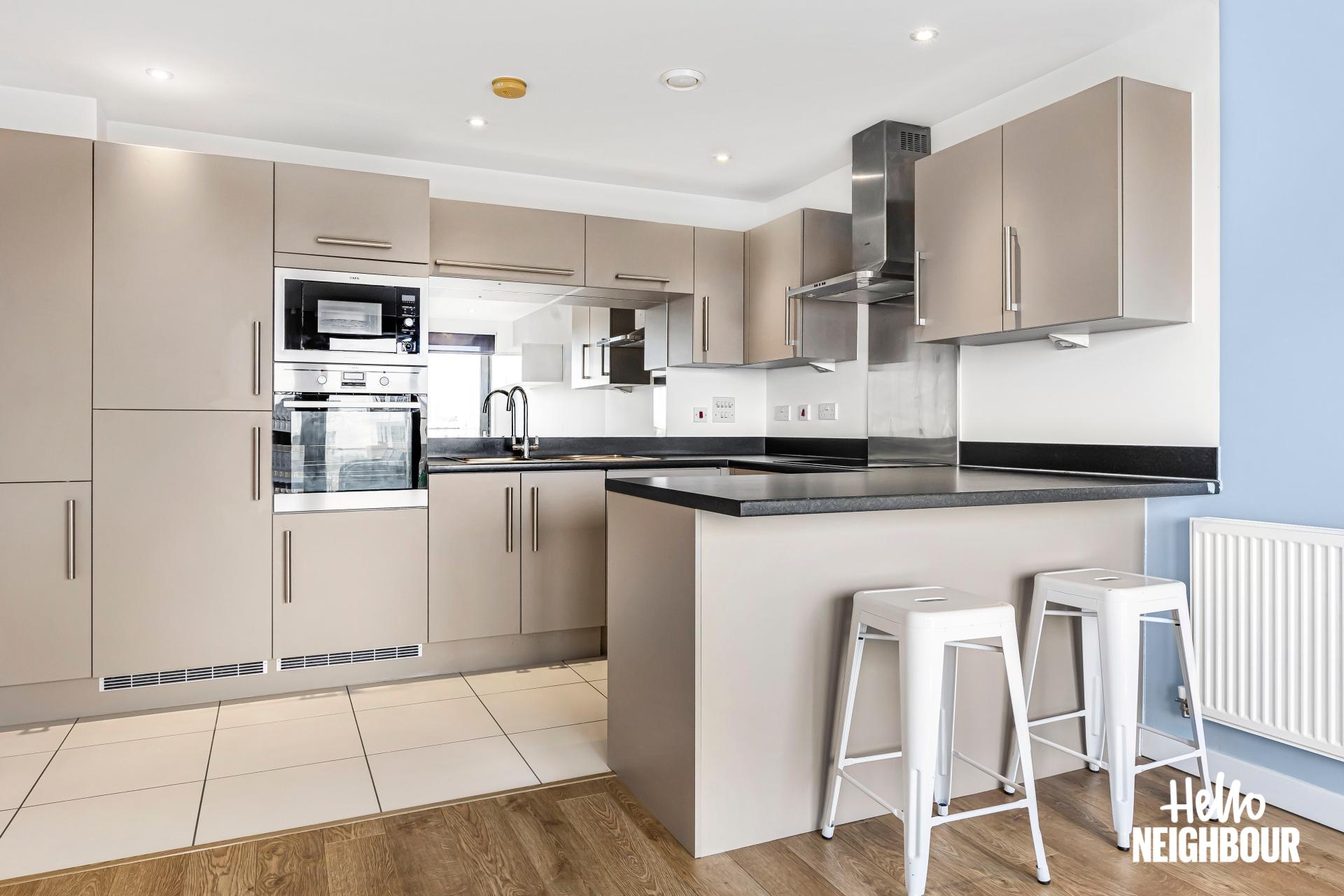 Flat Ben Jonson Road in Greater London