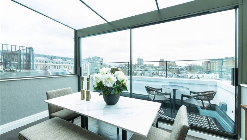 Flat Prince of Wales Terrace in Greater London