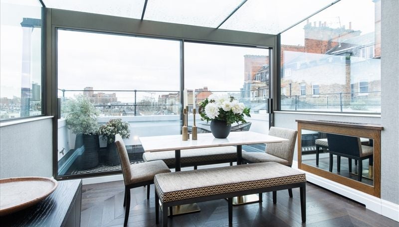 Flat Prince of Wales Terrace in Greater London
