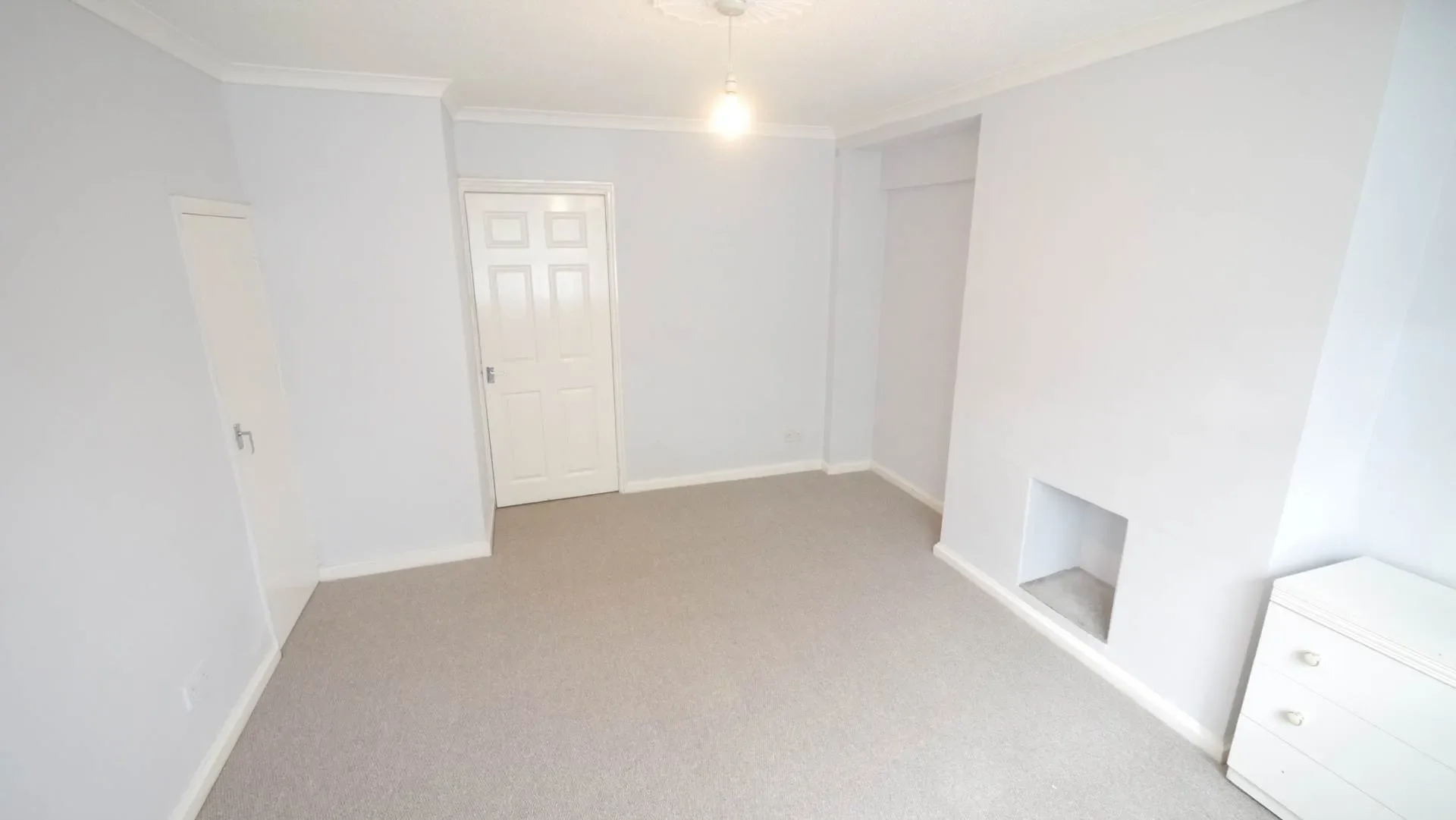 House Cecil Crescent in Welwyn Hatfield