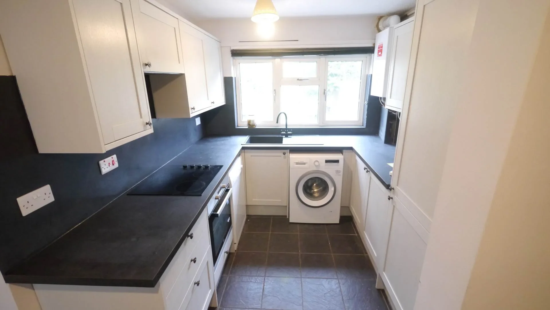 House Cecil Crescent in Welwyn Hatfield