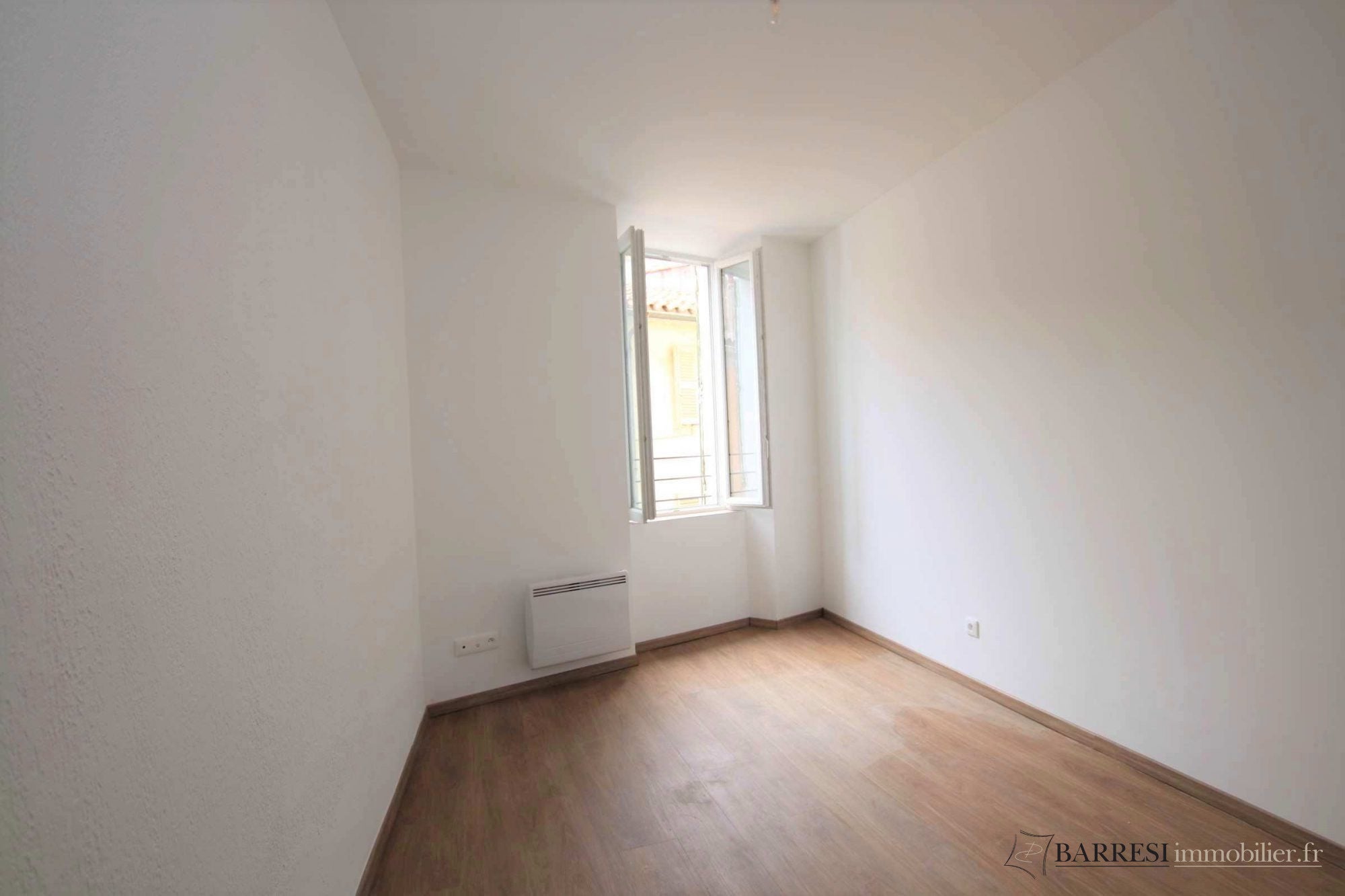 Appartement Place Louis Blanc à Toulon