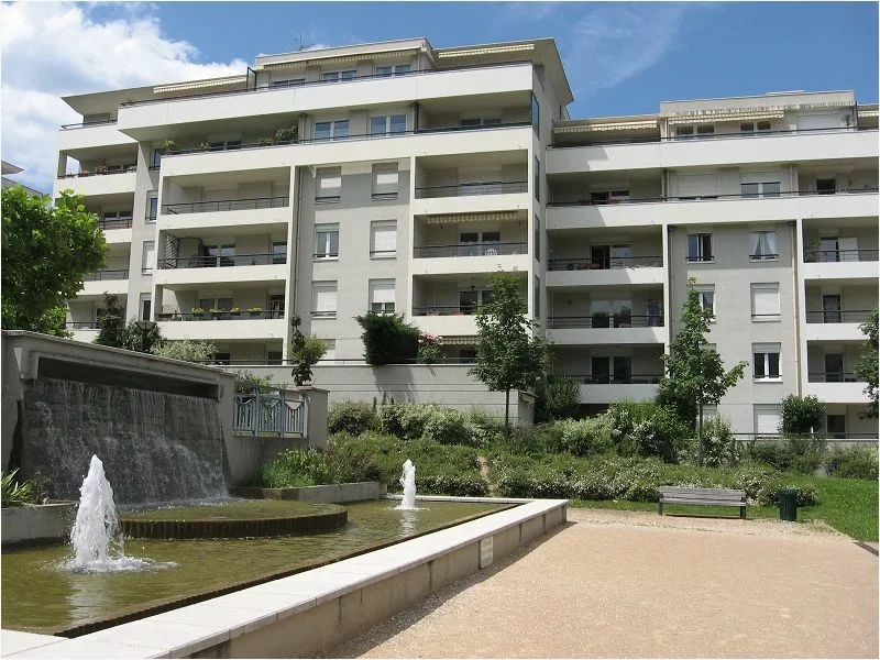Flat Chemin du Plaisir in Quintal