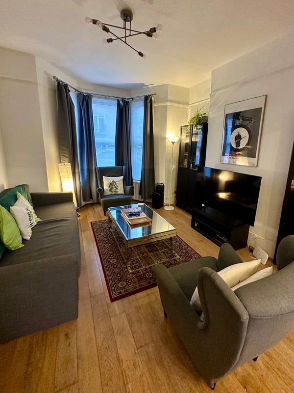 Room Shenley Road in Greater London