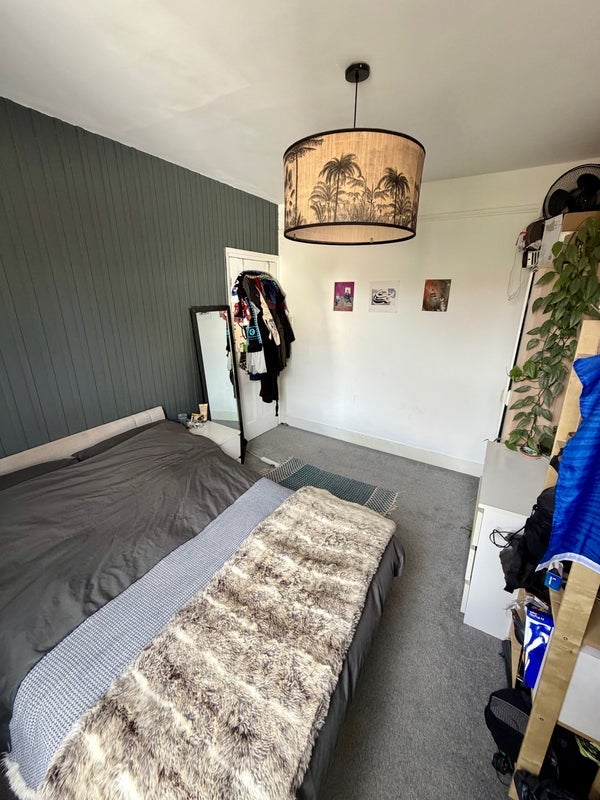 Room Shenley Road in Greater London