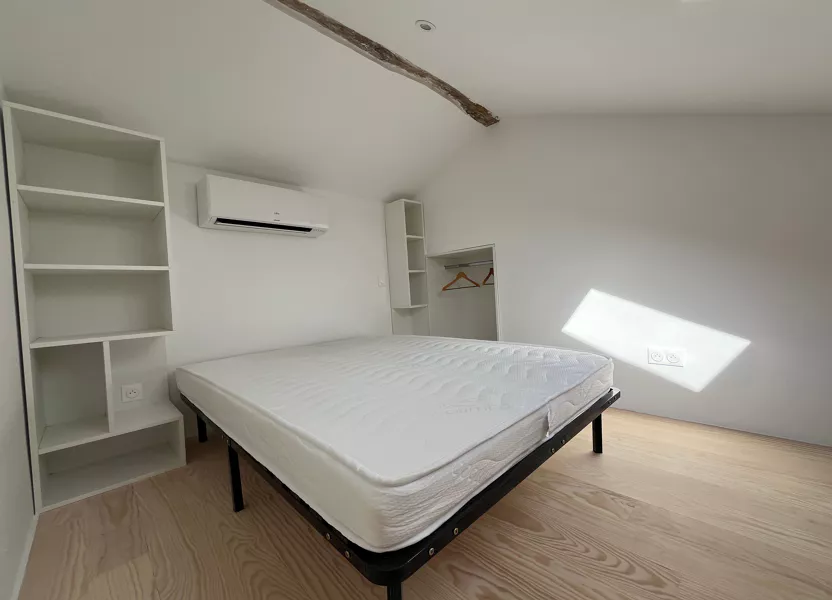 Appartement Avenue André Delbes à Briatexte