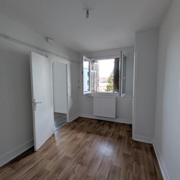 Appartement Route de Tramolé à Les Éparres
