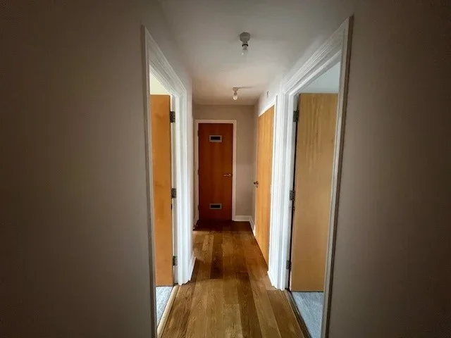 Flat Denham Road in Greater London