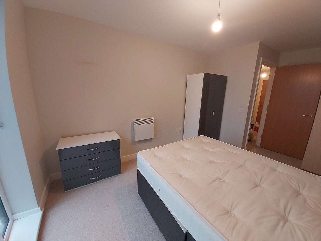 Flat Ordsall Lane in Salford