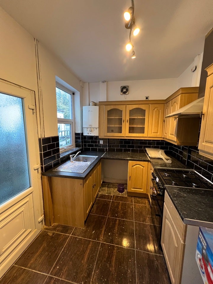 House Long Acres in Willenhall