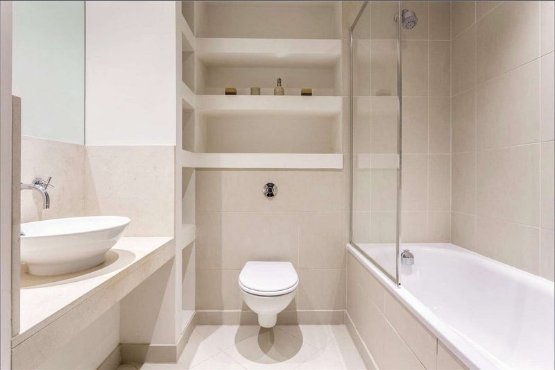 Room Alexia Square in Greater London