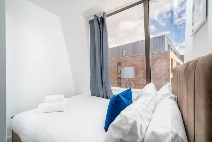 Flat Victoria Road in Greater London