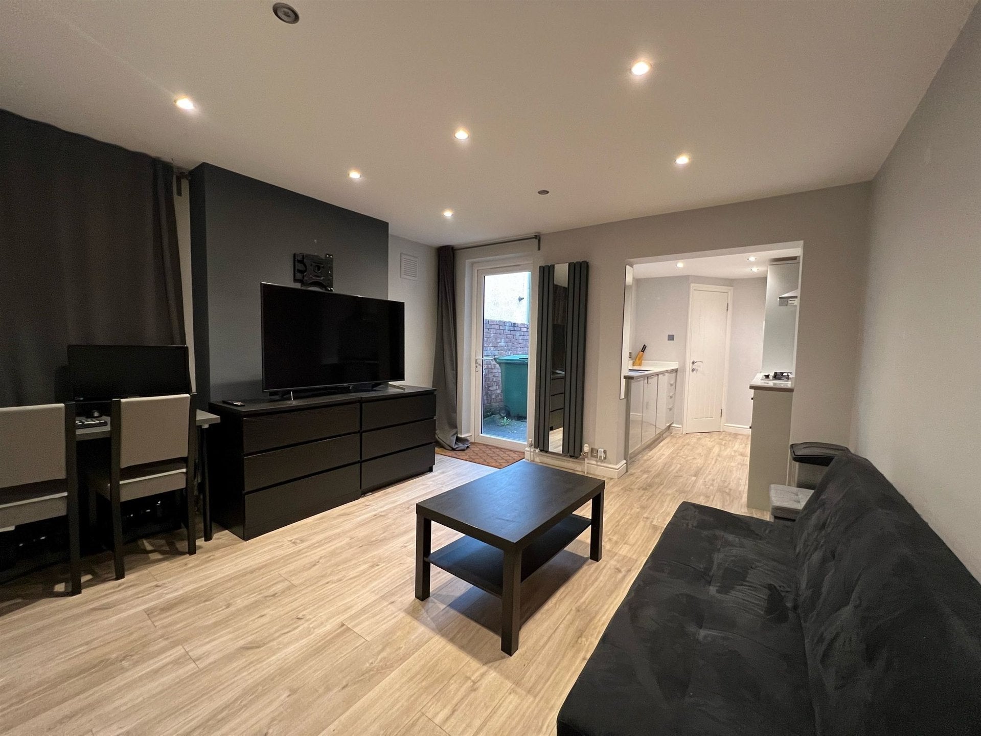 Flat Birkbeck Road in Greater London