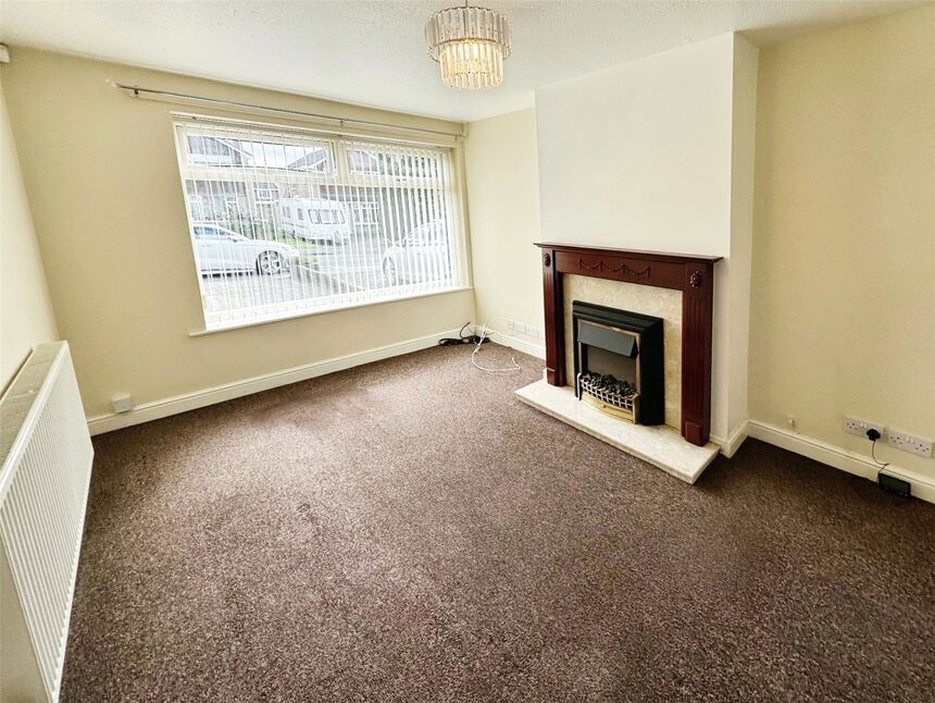 House Thirlmere Road in Nuneaton and Bedworth