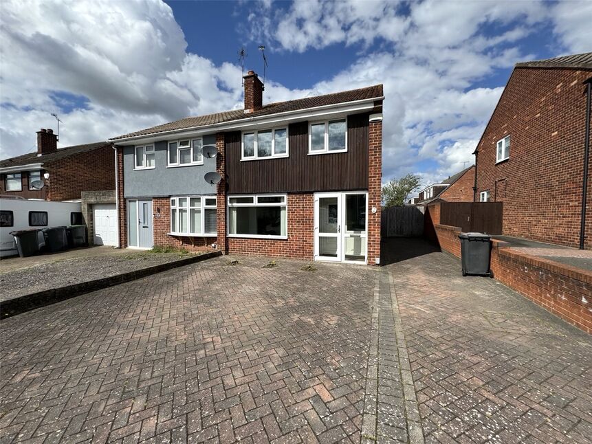 House Thirlmere Road in Nuneaton and Bedworth