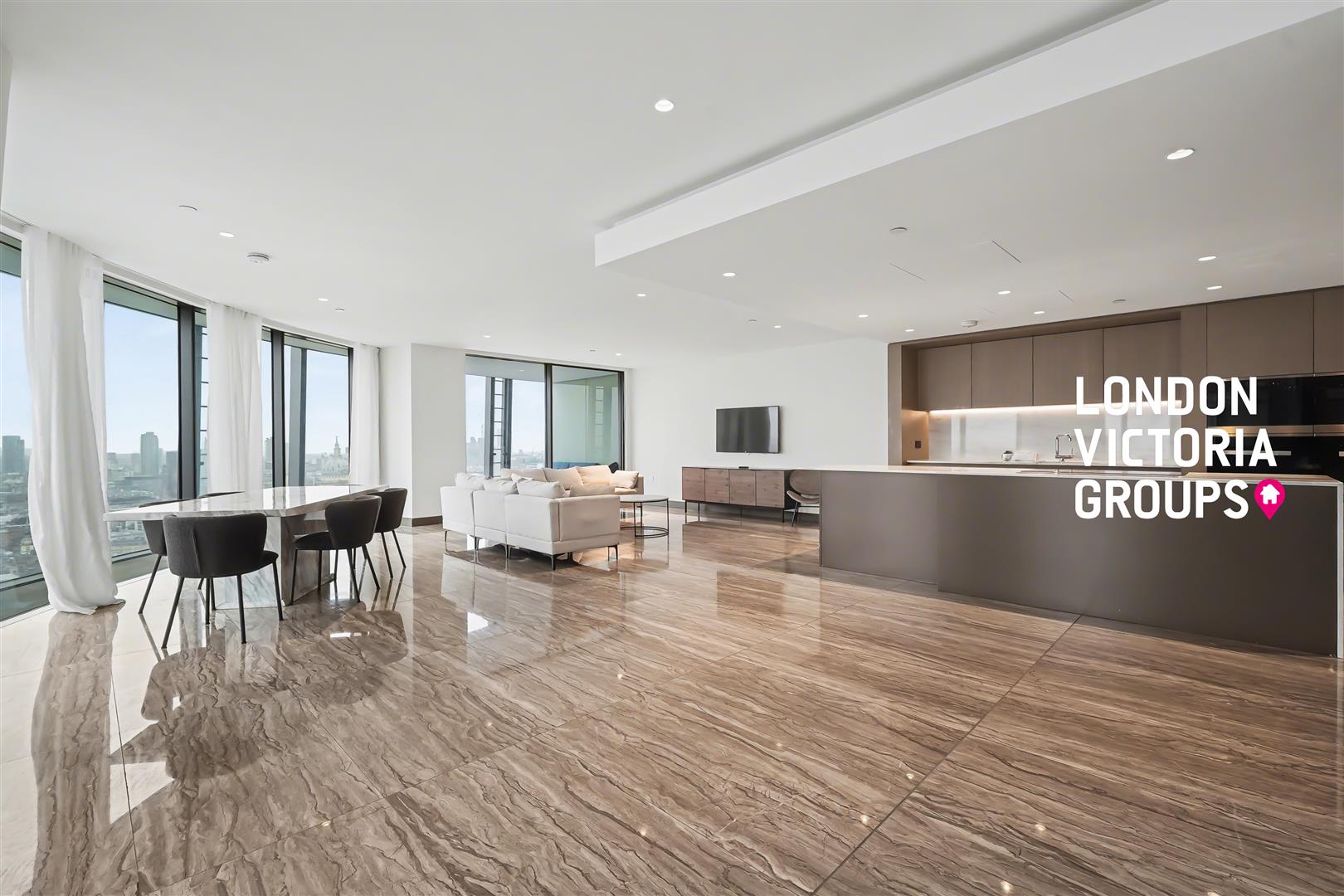 Flat Blackfriars Road in Greater London