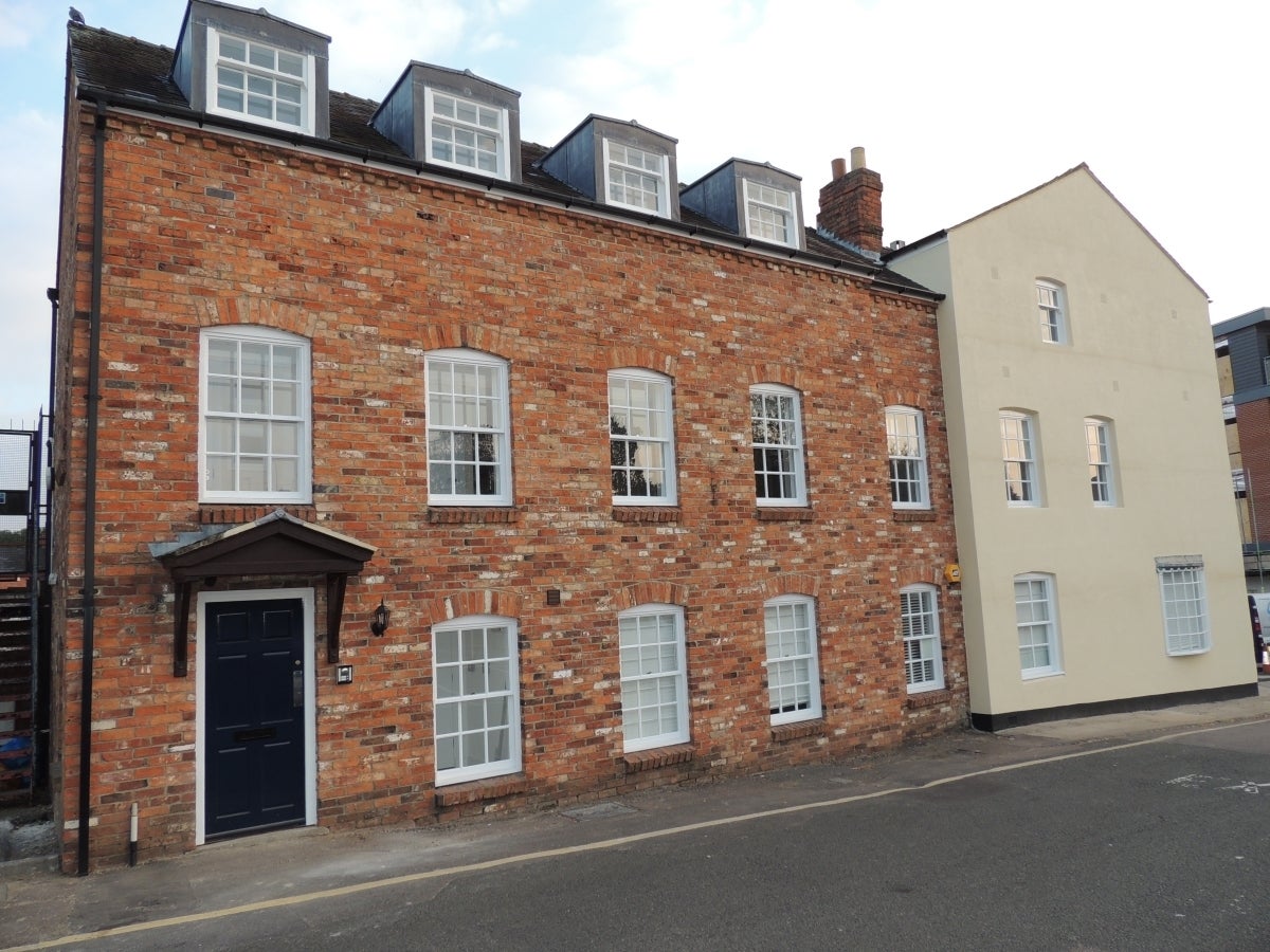 Flat Calthorpe Street in Cherwell District