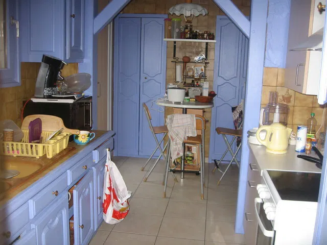 Room Rue Renée in Saint-Fons