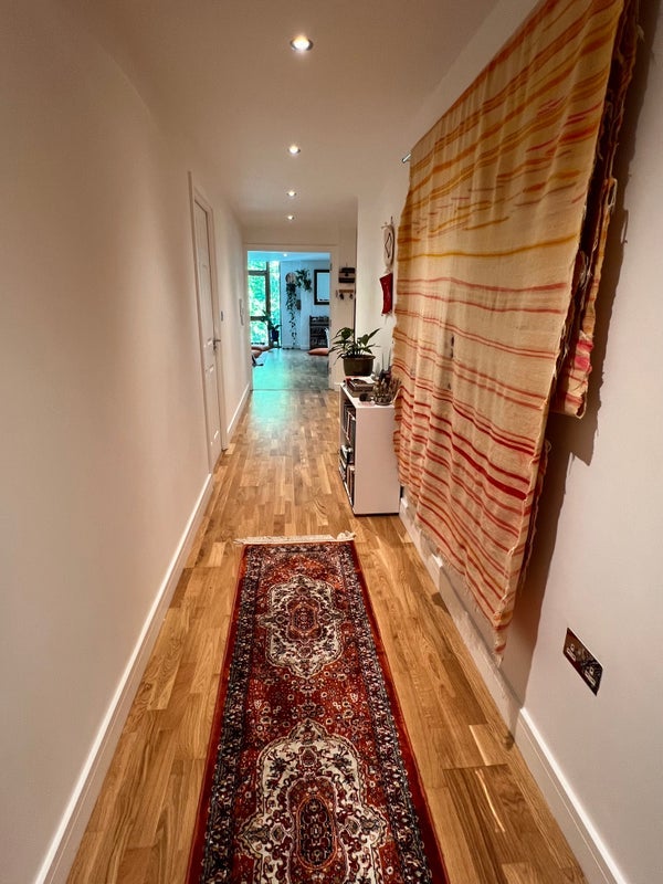 Flat Hotwell Road in Bristol