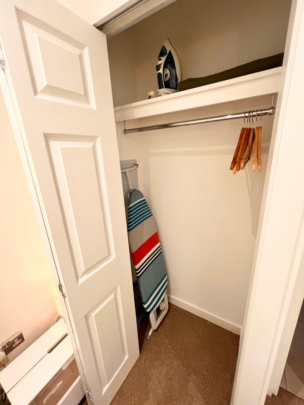 Flat Hotwell Road in Bristol