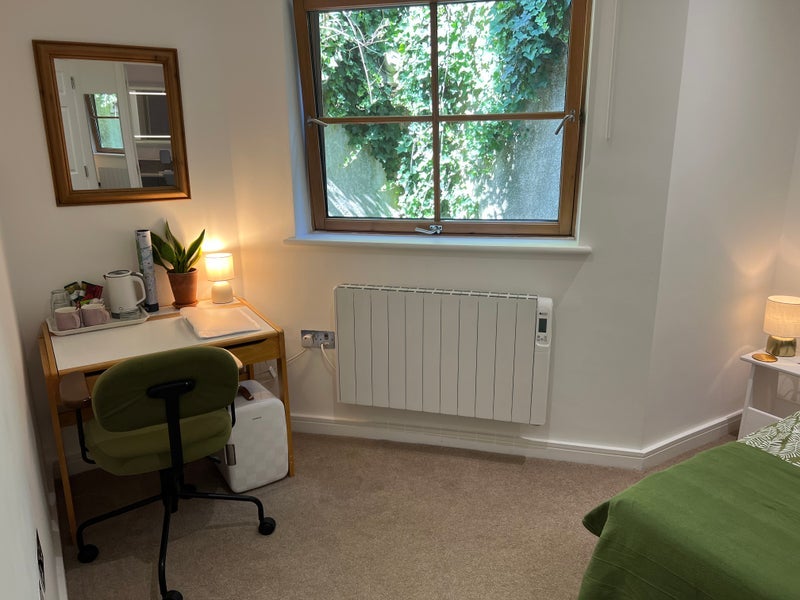 Flat Hotwell Road in Bristol