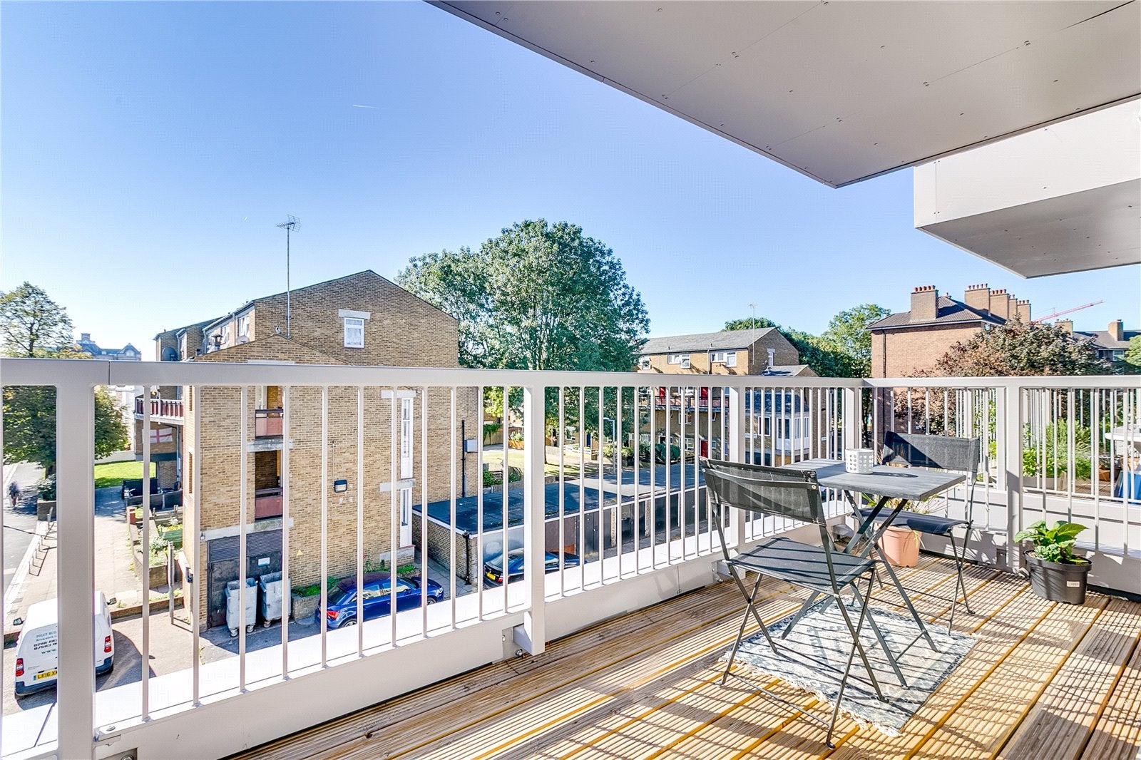 Flat Southampton Way in Greater London