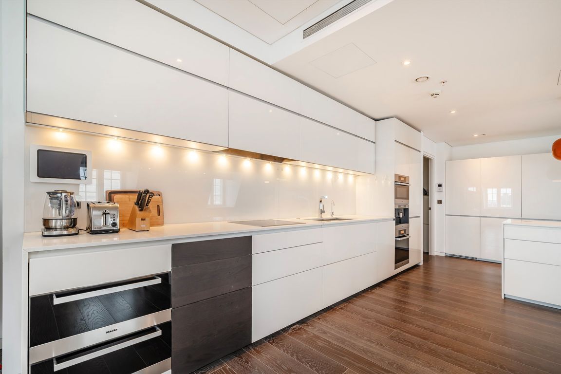 Flat Aldwych in City of Westminster