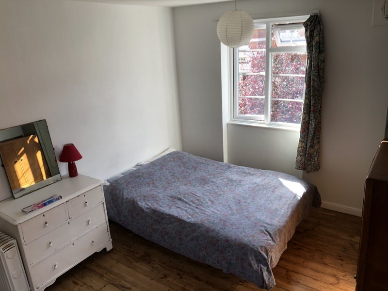 Flat Effra Road in Greater London
