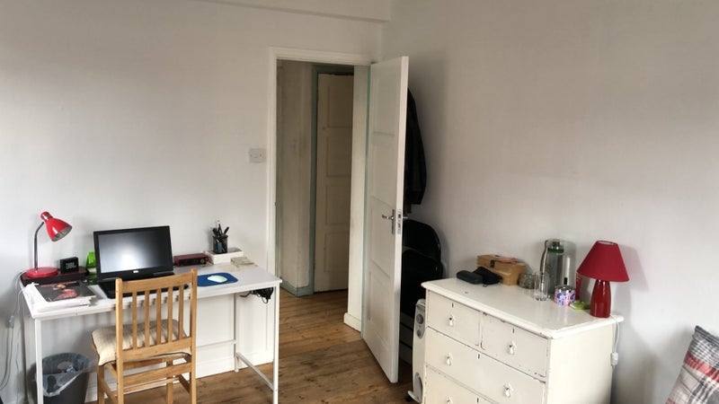 Flat Effra Road in Greater London