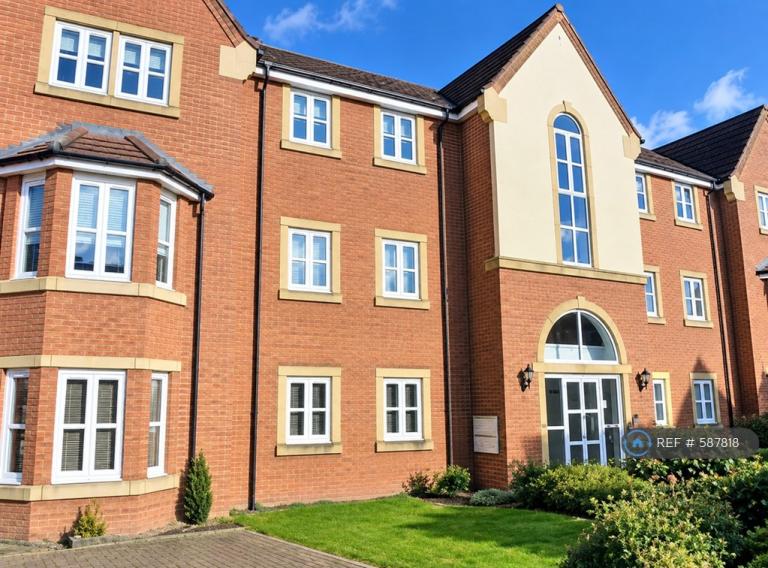 Flat Holford Moss in Runcorn
