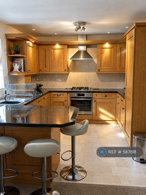 Flat Holford Moss in Runcorn