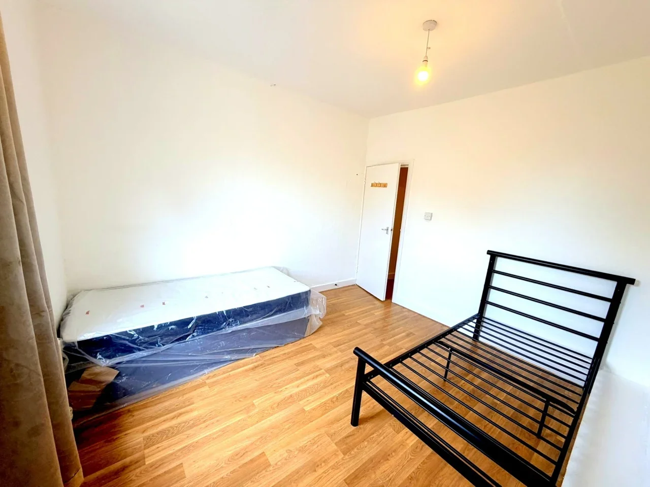 Flat Cart Lodge Mews in Greater London