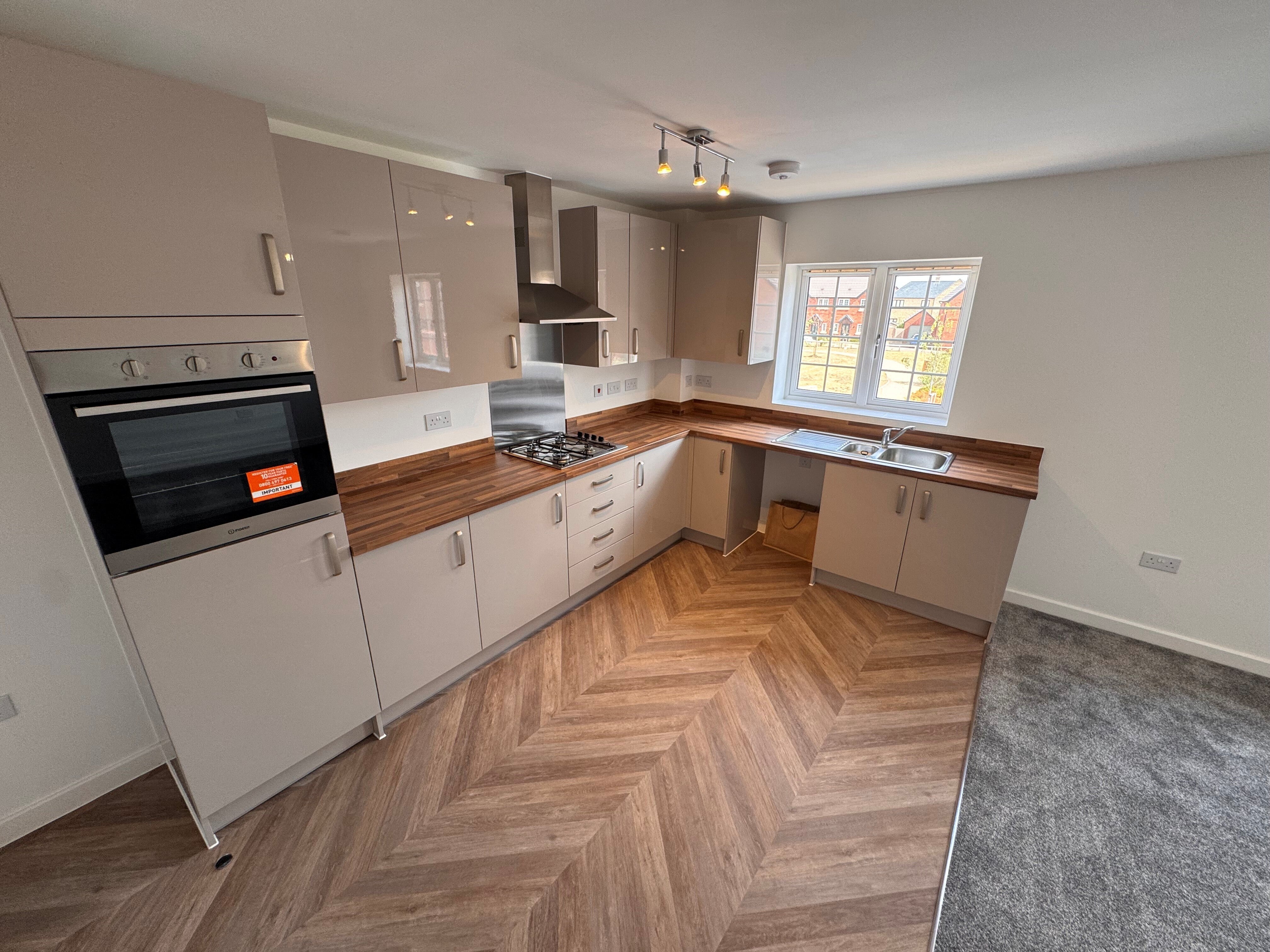 Flat Thorn Place in Stratford-on-Avon