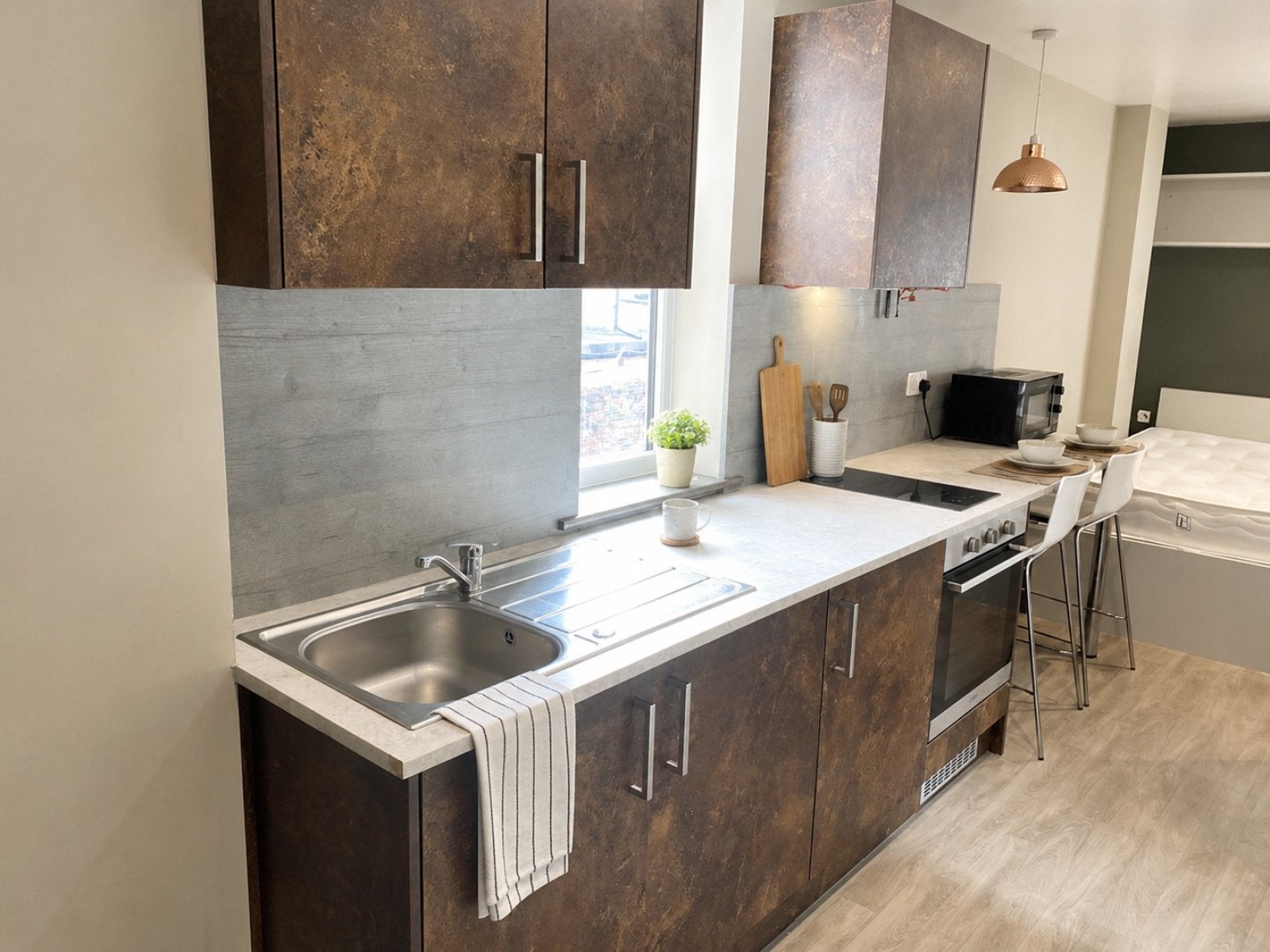 Flat Falconar Street in Newcastle upon Tyne