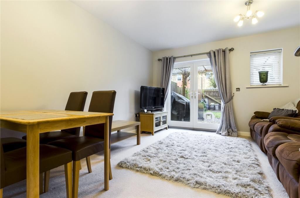 House Tay Road in Reading