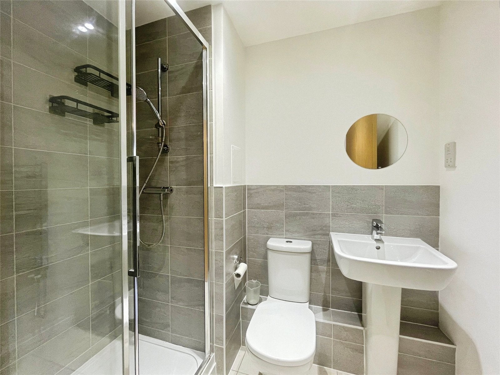 Flat Gartlet Road in Watford