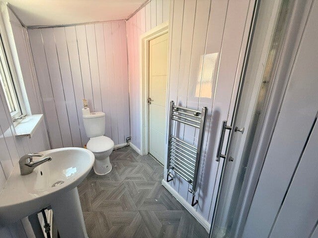 Room Walthall Street in Crewe