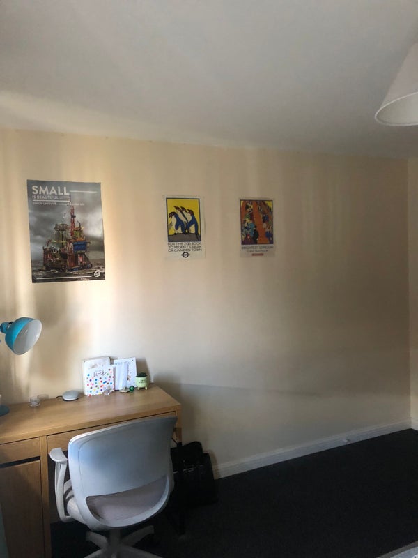 Room Beatrix Place in Bristol